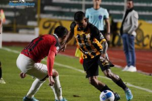 The Strongest obligado a ganar visita a Libertad