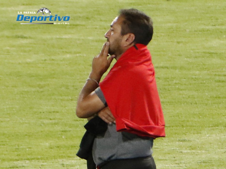 Marcelo Claros deja FC Universitario tras malos resultados
