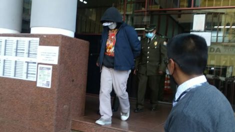 Detención preventiva por parricidio de José L.C. en La Paz