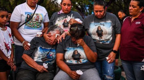 Tiroteo escolar en Texas y sepultura de las víctimas