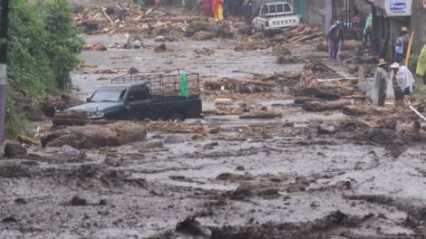 Al menos 33 personas están desaparecidas tras el paso del huracán Agatha en México