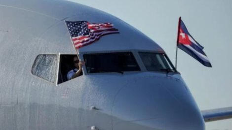 Estados Unidos levanta restricciones a los vuelos a Cuba