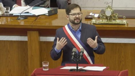 Gabriel Boric en la aprobación de norma que impide reelección inmediata