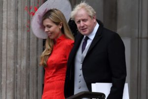 Boris Johnson abucheado en el Jubileo de Platino de la reina Isabel II
