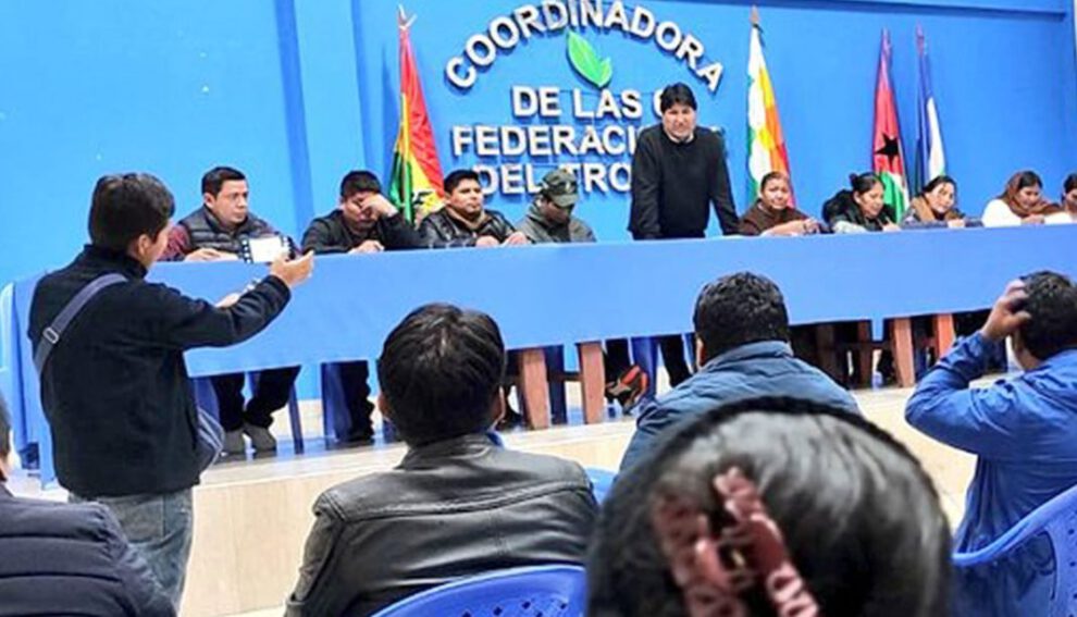 Evo Morales en el ampliado cocalero