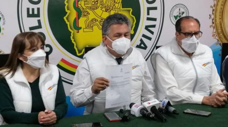 Médicos analizan nuevas medidas de presión en Bolivia