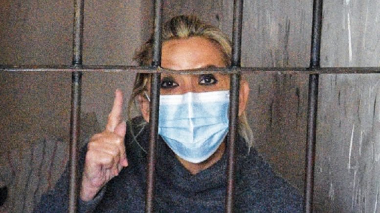 Juicio contra Añez se desarrolla esta jornada