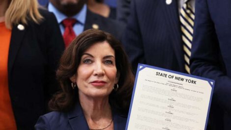 Prohibición de venta de armas a menores en Nueva York