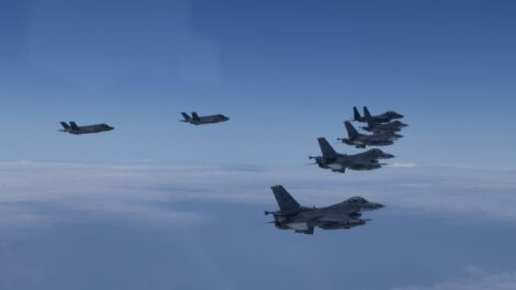 Ejercicios militares de EE.UU. y Corea del Sur con cazas