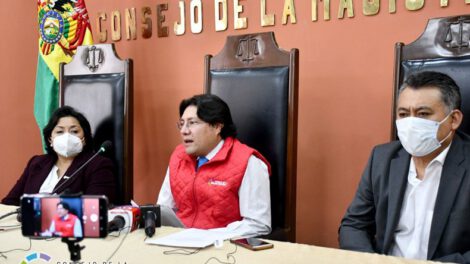 renovación de juzgados disciplinarios en Bolivia