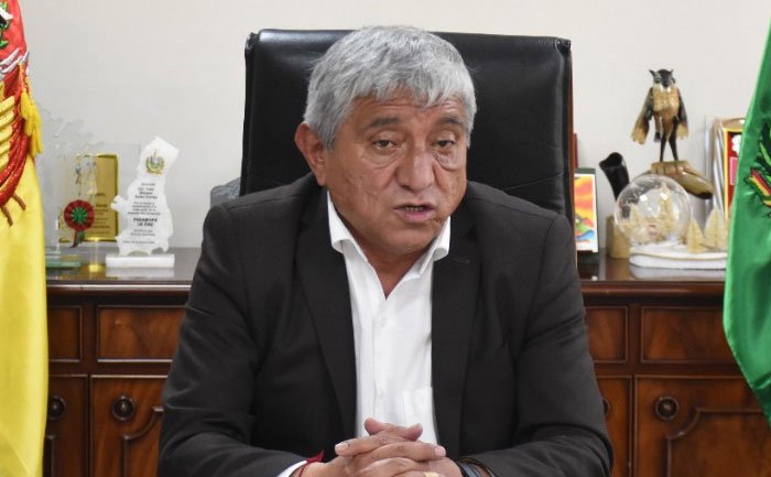 Disculpa pública de Arias al Director del INE