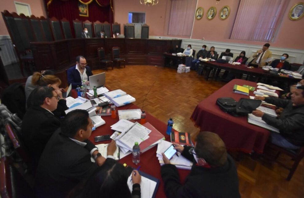 Tribunal concluye alegatos en el caso Golpe II
