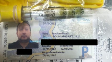 Abogado de Áñez arrestado por conducir con aliento alcohólico