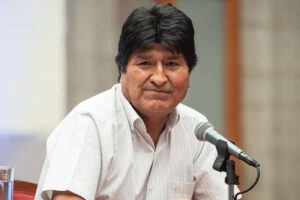 Juicio ordinario contra Añez decidido en reunión política