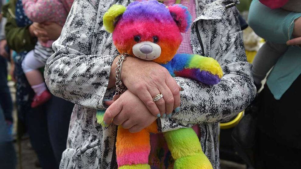 Arabia Saudí confisca juguetes con colores del arcoíris