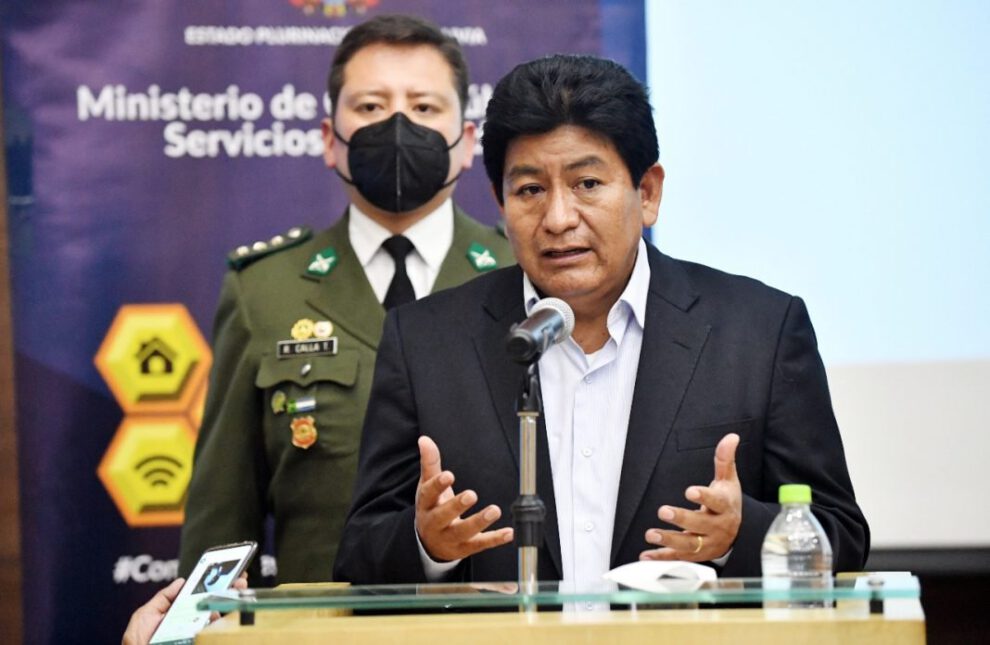 El ministro de Obras Públicas, Édgar Montaño, asegura que Bolivia nunca será excluida del Corredor Bioceánico