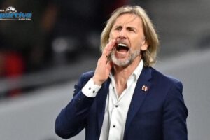 Ricardo Gareca aún no definió si continuará o no al frente de la selección peruana