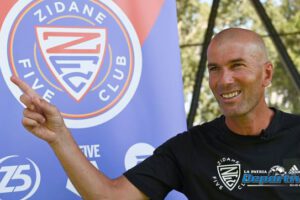 Zinédine Zidane prefiere esperar para dirigir a la selección francesa