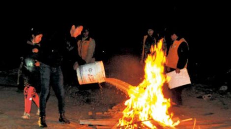Uso de pirotecnia y fogatas en Oruro