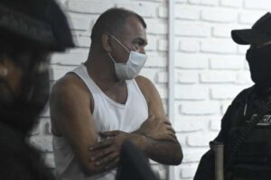 Traslado de colombiano acusado de asesinato a Cochabamba