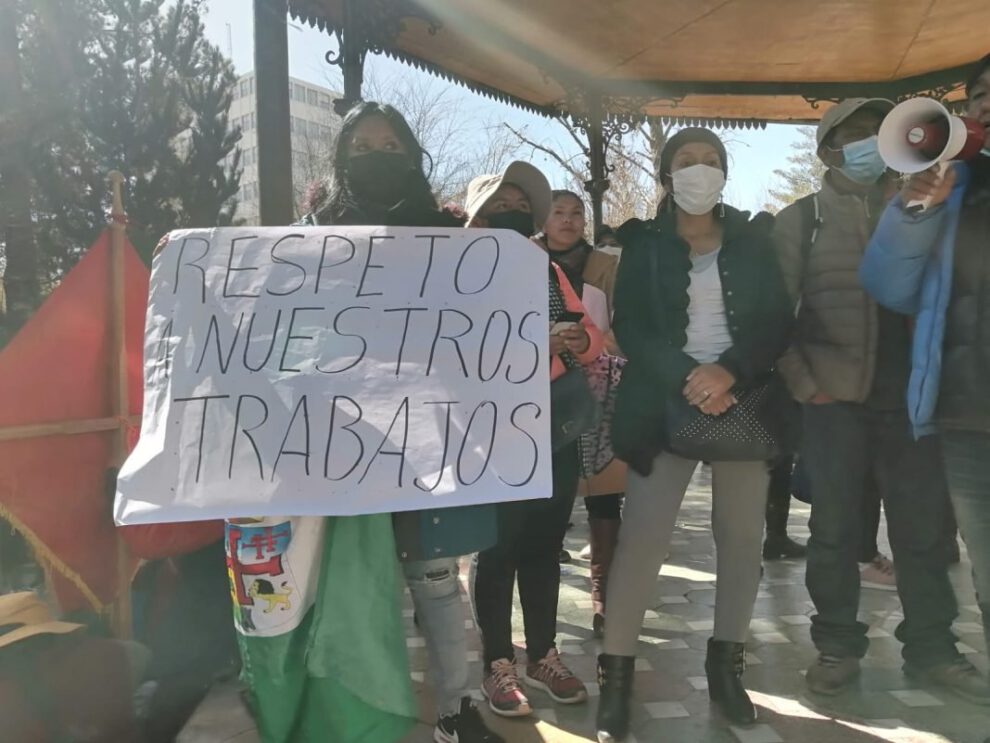 Comerciantes del mercado Kantuta exigen políticas sociales