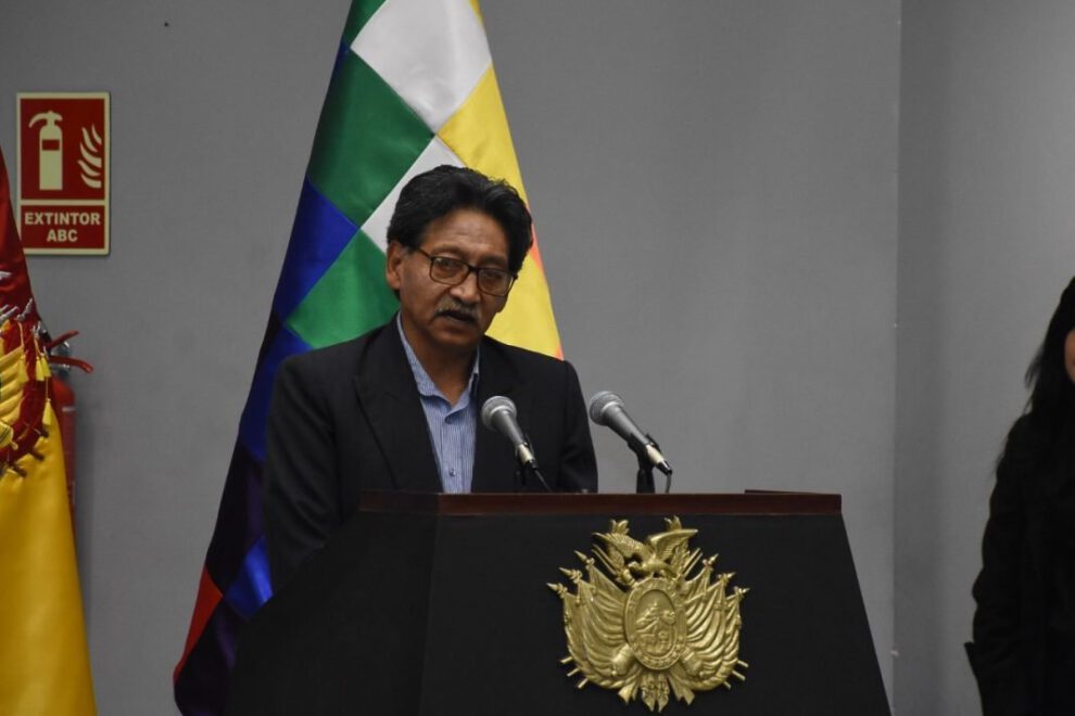 Marcelino Quispe Comibol posesionado por Luis Arce