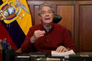 Guillermo Lasso se salva de ser destituido
