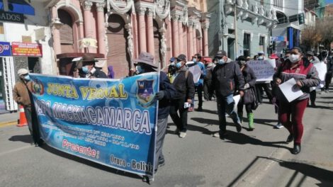 Proyecto de asfaltado en Japo Machacamarca