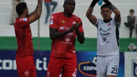 Alejandra Cornejo suspensión por insultos racistas a Kevin Mina