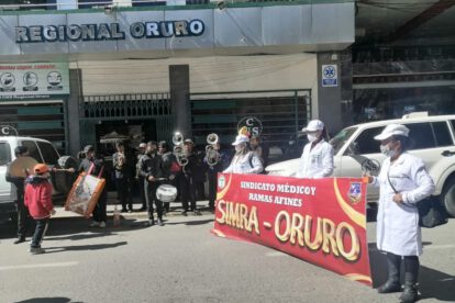 Paro de médicos en Oruro en apoyo a la regional Santa Cruz
