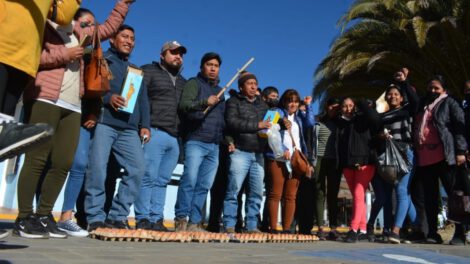 Movilización del MAS en Tarija para impedir la llegada de Camacho