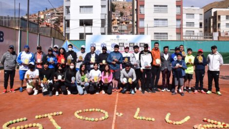 Torneo de tenis organizado por el Oruro Tenis Club