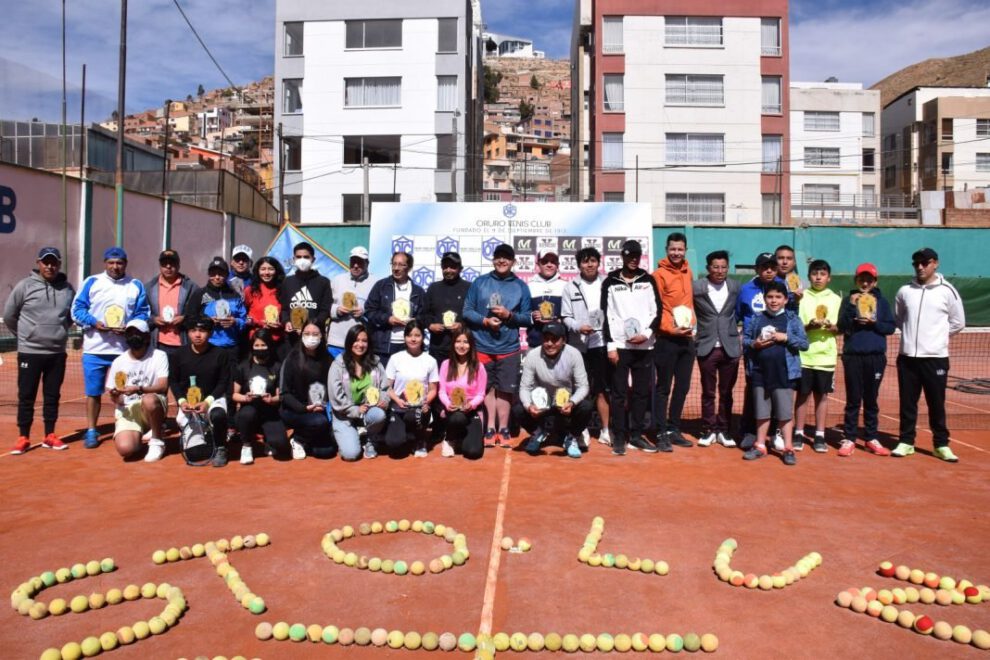 Torneo de tenis organizado por el Oruro Tenis Club