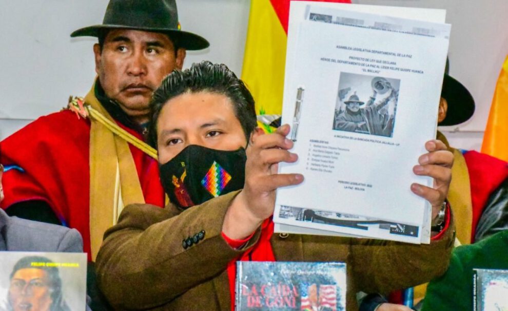 El Mallku declarado héroe departamental por el gobernador Santos Quispe