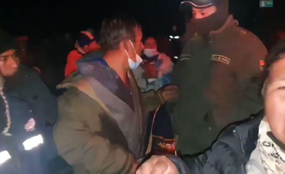 Conductor de un bus pierde el control y causa tragedia en Uyuni
