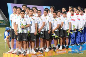 La selección boliviana Sub-17 con la medalla de plata