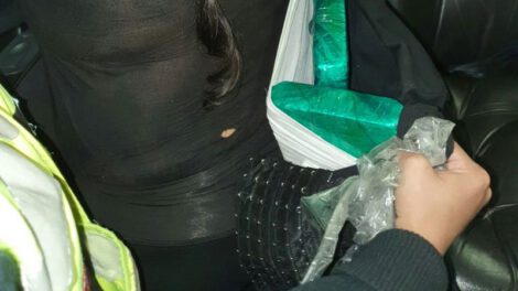 Detención de bolivianas en Argentina por ocultar droga