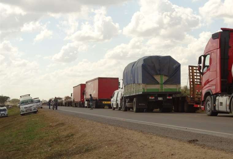 Bloqueos en la Chiquitania afectan el traslado de alimentos