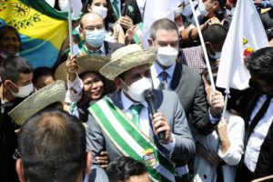 Luis Fernando Camacho presentará su declaración según la Fiscalía
