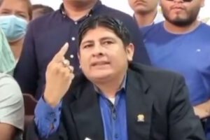 Diputado Cuéllar presenta carta sobre narcotráfico