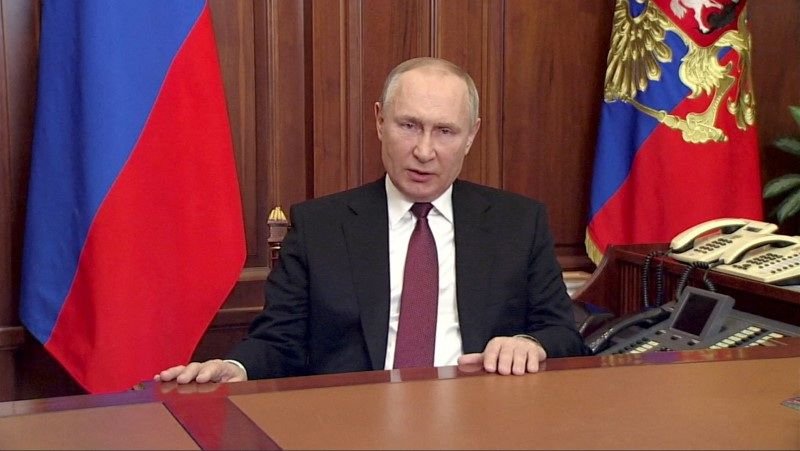 Putin desafía a potencias occidentales en el campo de batalla