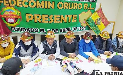 Cooperativistas preocupados por situación económica en Fedecomin