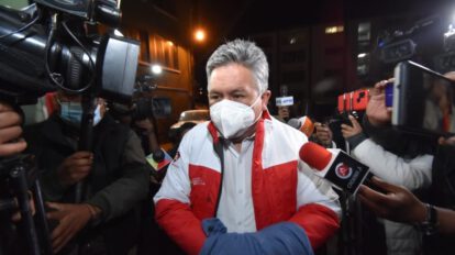 Aprehensión del presidente del Colegio Médico de Bolivia