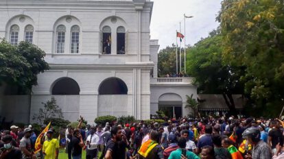 Crisis en Sri Lanka: manifestantes toman el palacio presidencial