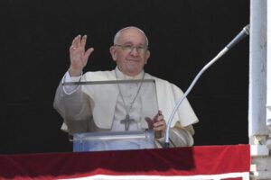 Papa Francisco recomienda consumir menos carne para salvar el medio ambiente