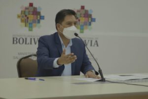 Persecución política contra Larrea según Jeyson Auza