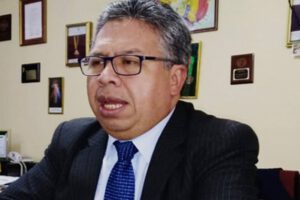 Luis Larrea maltrato adulto mayor