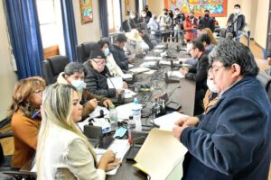 Verificación de requisitos de postulantes a Contralor General del Estado