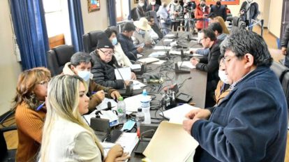 Verificación de requisitos de postulantes a Contralor General del Estado