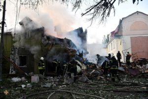 Ataques con drones en Ucrania en edificios residenciales